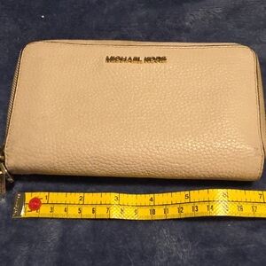 Cream Textured Wallet
